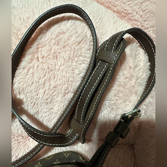 Louis Vuitton Ebene Mini Lin Canvas Danube Bag - Picture 9 of 9